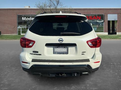 Certified 2020 Nissan Pathfinder SL image 3