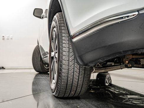 Used 2019 Dodge Durango SXT AWD/4WD image 42