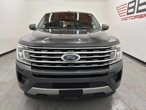 Used 2019 Ford Expedition XLT image 9