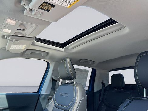 New 2025 Ford Maverick Lobo image 23