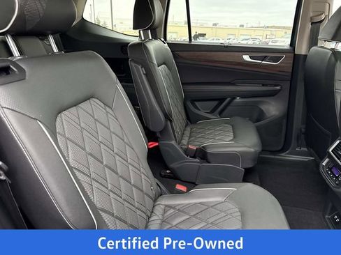 Certified 2025 Volkswagen Atlas SEL Premium R-Line AWD/4WD image 19