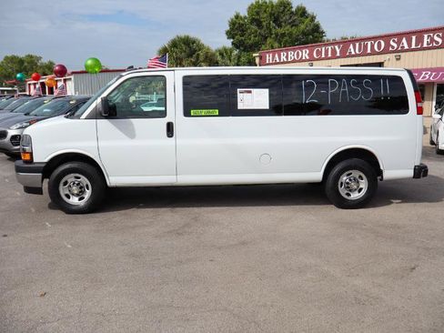 Used 2024 Chevrolet Express 3500 LT w/ LT Preferred Equipment Group RWD image 2