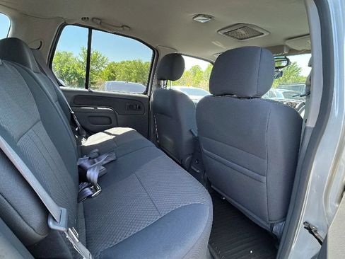 Used 2004 Nissan Xterra XE RWD image 27