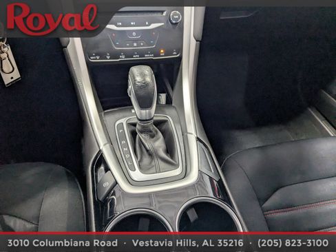 Used 2013 Ford Fusion SE FWD image 20