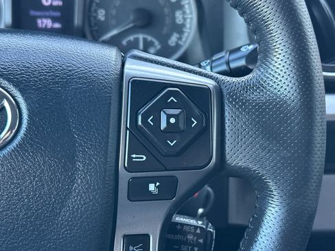 Used 2019 Toyota Tacoma SR5 image 25