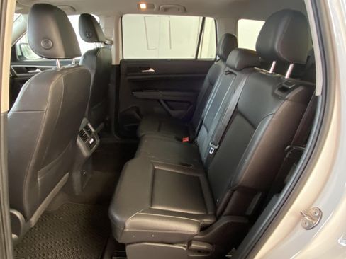 Used 2020 Volkswagen Atlas SEL AWD/4WD image 19