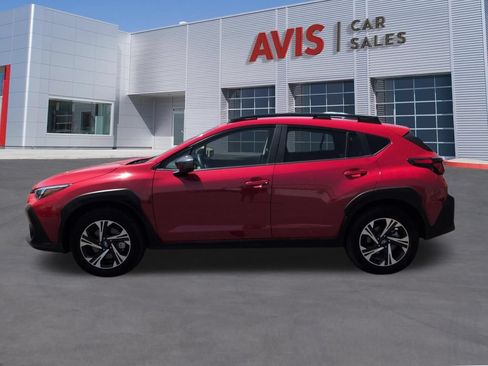 Used 2025 Subaru Crosstrek 2.5i Premium AWD/4WD image 9