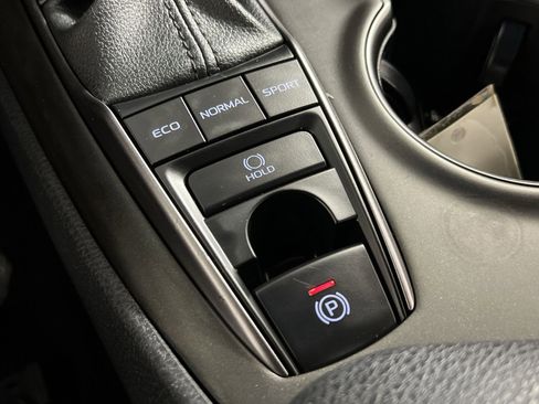 Used 2023 Toyota Camry XSE image 31