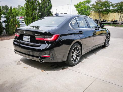 Used 2021 BMW 330i Sedan w/ Convenience Package RWD image 11