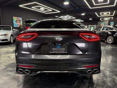 Used 2019 Kia Stinger RWD image 5