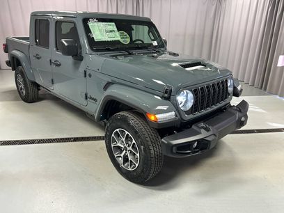 New 2026 Jeep Gladiator Sport