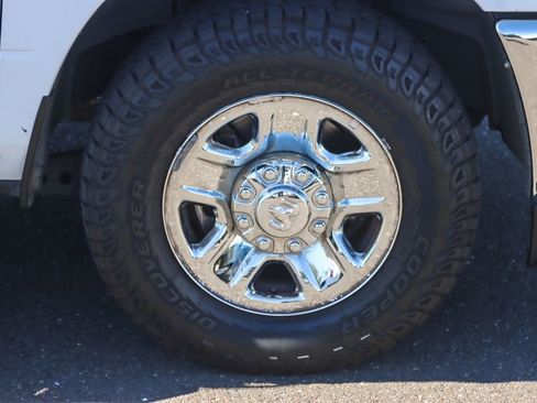 Used 2022 RAM 2500 Tradesman w/ Chrome Appearance Group image 15