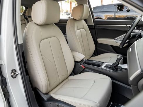 Used 2019 Audi Q3 2.0T Premium Plus AWD/4WD image 34