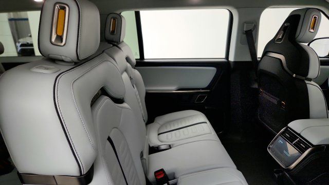 Used 2023 Rivian R1S Adventure Quad AWD/4WD image 38
