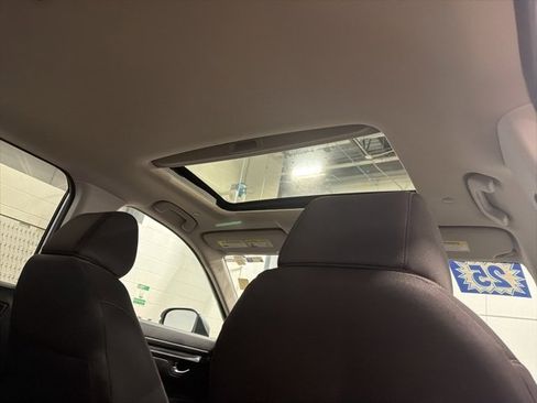 Used 2025 Honda CR-V EX image 24