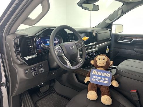 New 2024 Chevrolet Silverado 1500 RST w/ All Star Edition Plus image 9