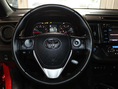 Used 2017 Toyota RAV4 SE w/ Power Extra Value Package FWD image 10
