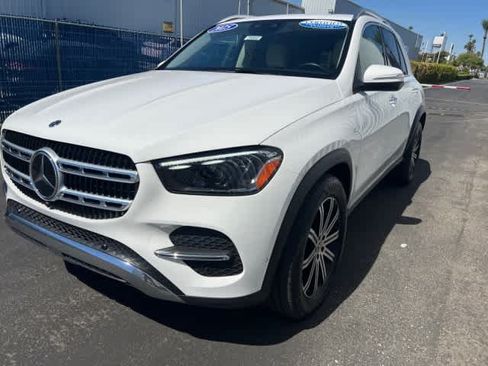 Certified 2025 Mercedes-Benz GLE 450e 4MATIC image 9