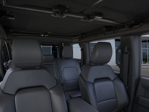 New 2026 Ford Bronco Badlands image 12