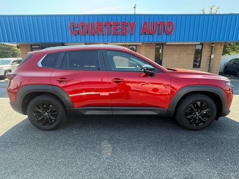 Used 2025 MAZDA CX-50 AWD 2.5 S w/ Premium Package image 13