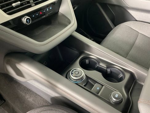 New 2026 Ford Explorer Active RWD image 19