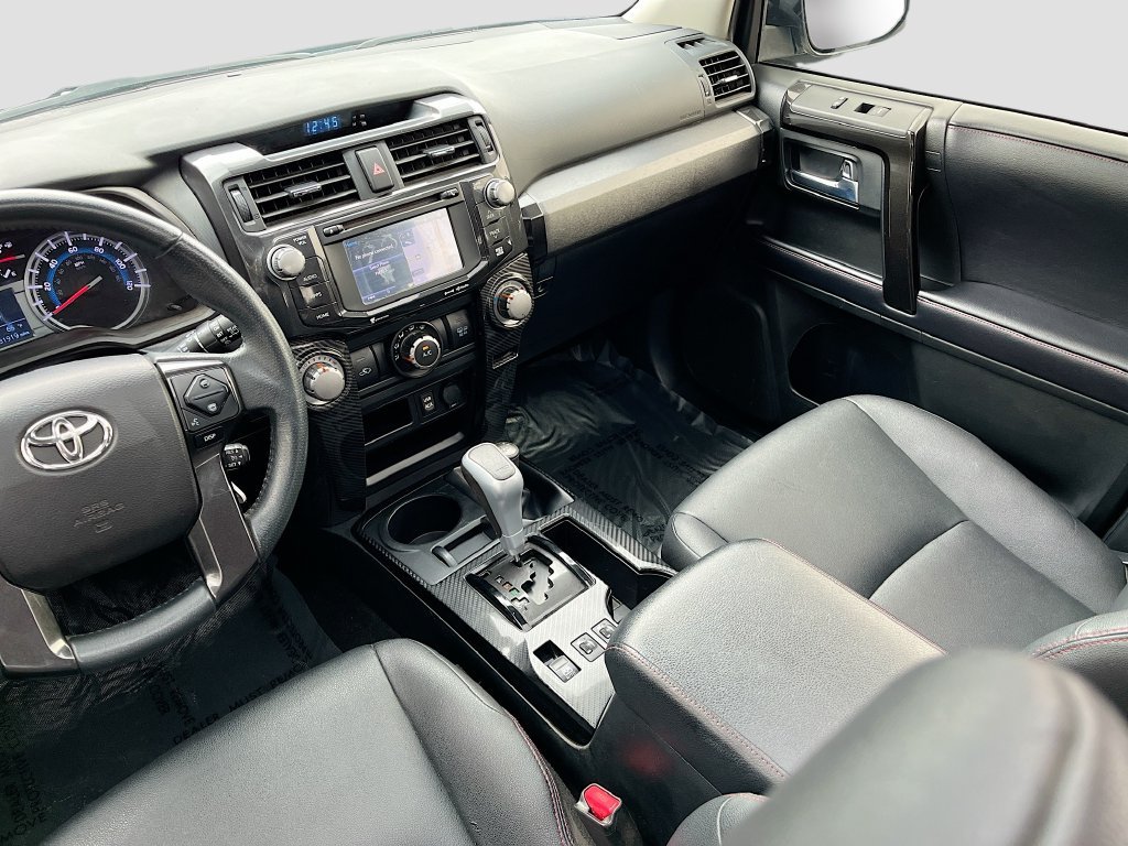 Used 2018 Toyota 4Runner TRD Off-Road Premium AWD/4WD image 24