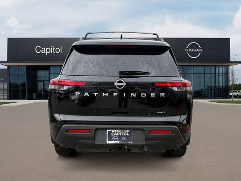 New 2025 Nissan Pathfinder SV w/ SV Premium Package image 6