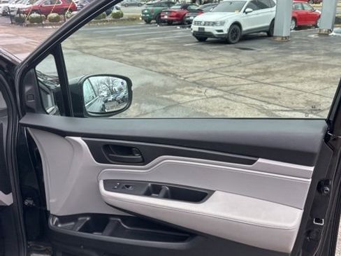 Used 2019 Honda Odyssey EX-L image 25