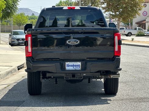 New 2026 Ford F250 Lariat w/ Black Appearance Package AWD/4WD image 5