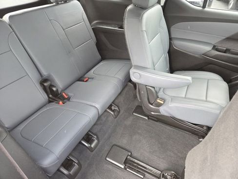 Used 2019 Chevrolet Traverse LT w/ LT Premium Package AWD/4WD image 28