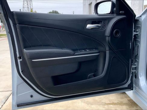 Used 2022 Dodge Charger Scat Pack w/ Plus Group image 17