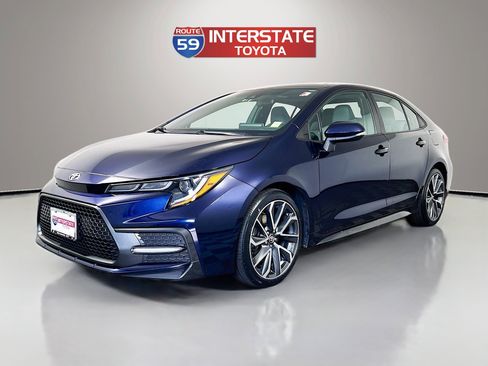 Certified 2021 Toyota Corolla SE w/ SE Premium Package FWD image 3