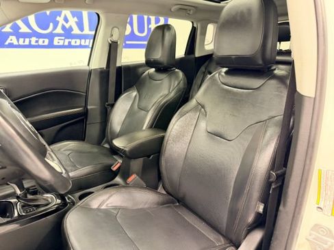 Used 2018 Jeep Compass Limited w/ Navigation Group AWD/4WD image 52