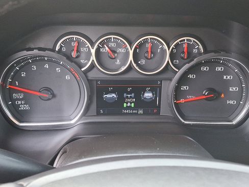 Used 2021 Chevrolet Tahoe LT w/ LT Signature Package image 21