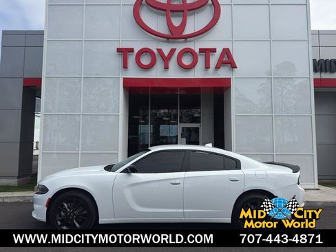 Used 2021 Dodge Charger SXT w/ Blacktop Package AWD/4WD image 1