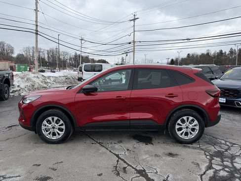Used 2025 Ford Escape Active w/ Cold Weather Package image 2
