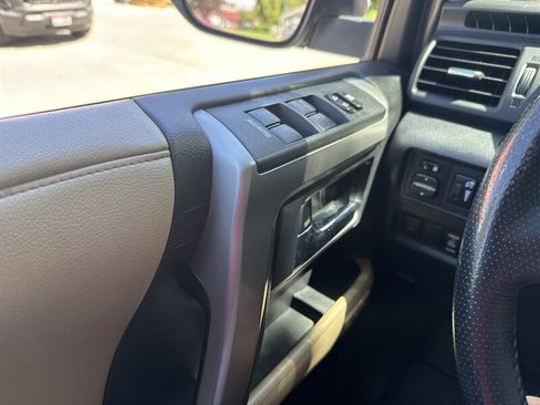 Used 2014 Toyota 4Runner Limited AWD/4WD image 40