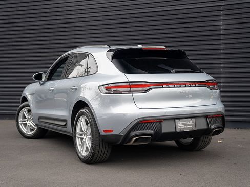Certified 2026 Porsche Macan image 3