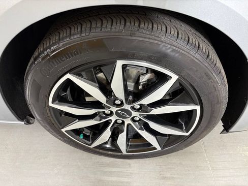 Used 2024 Chevrolet Malibu RS FWD image 12
