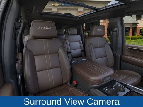 New 2026 Chevrolet Suburban High Country image 16