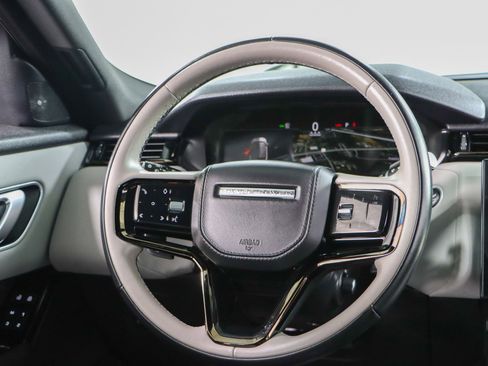 Used 2024 Land Rover Range Rover Velar Dynamic SE image 12