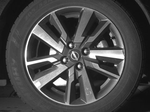 Used 2025 Nissan Versa SV FWD image 13