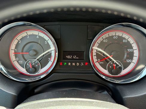 Used 2018 Dodge Grand Caravan SXT FWD image 23