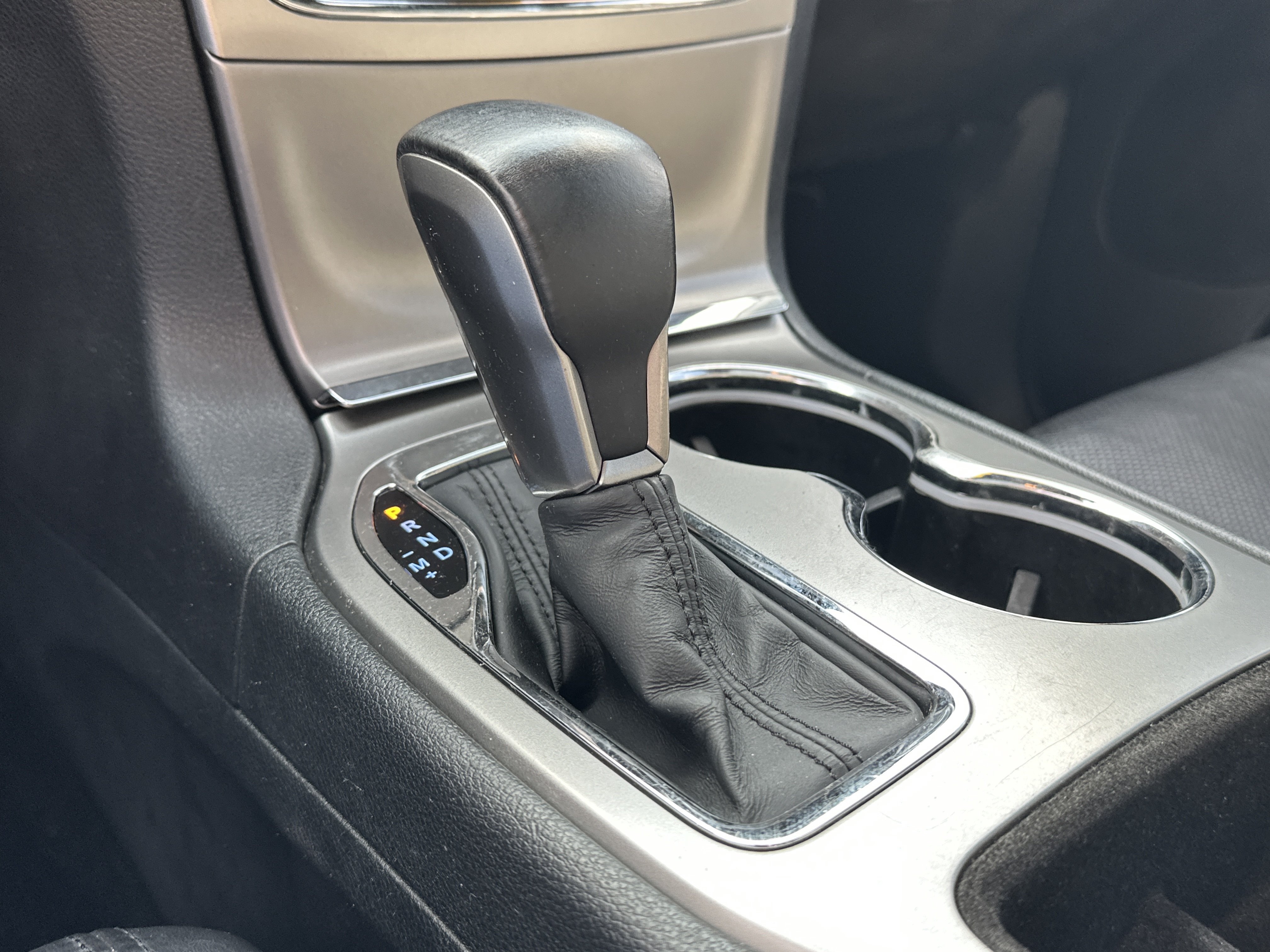 Used 2018 Jeep Grand Cherokee Limited w/ Luxury Group II RWD image 32