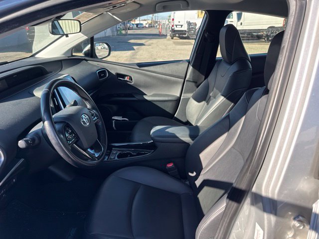 Used 2022 Toyota Prius Prime XLE FWD image 9