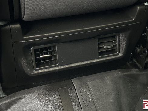 Certified 2024 Chevrolet Silverado 2500 W/T image 15