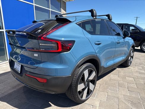 Used 2023 Volvo C40 P8 Recharge Ultimate image 4