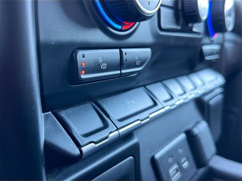 Used 2022 Chevrolet Silverado 1500 LT Trail Boss w/ Safety Package image 19