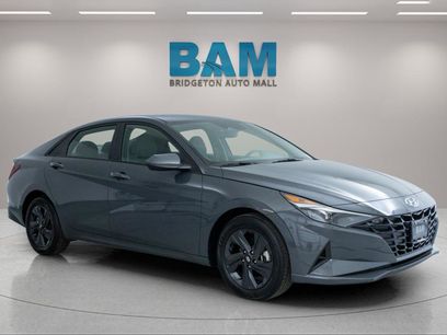Used 2023 Hyundai Elantra SEL