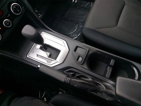 Certified 2023 Subaru Crosstrek 2.0i image 24